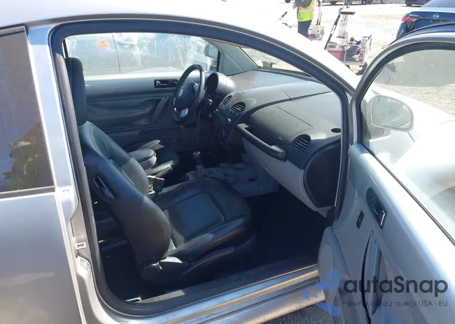 3VWDD21C5YM478415: 43547462