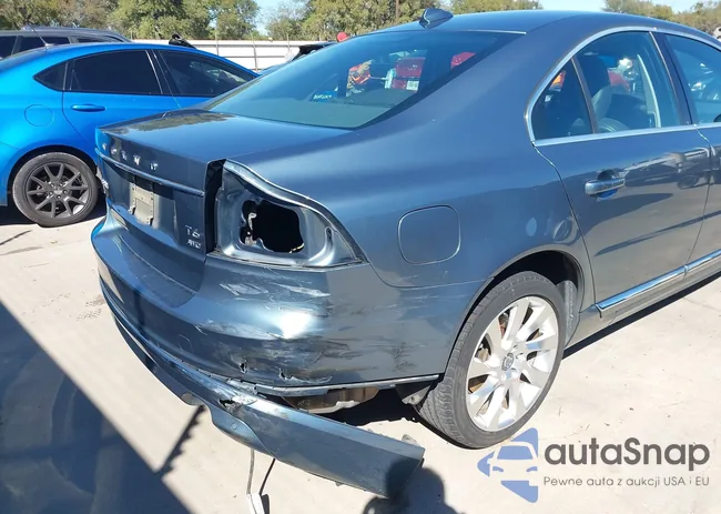 YV1902AH1E1179023: 43547581