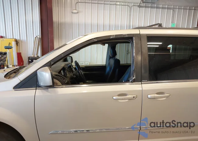 2C4RC1BG3CR409800: 43547589