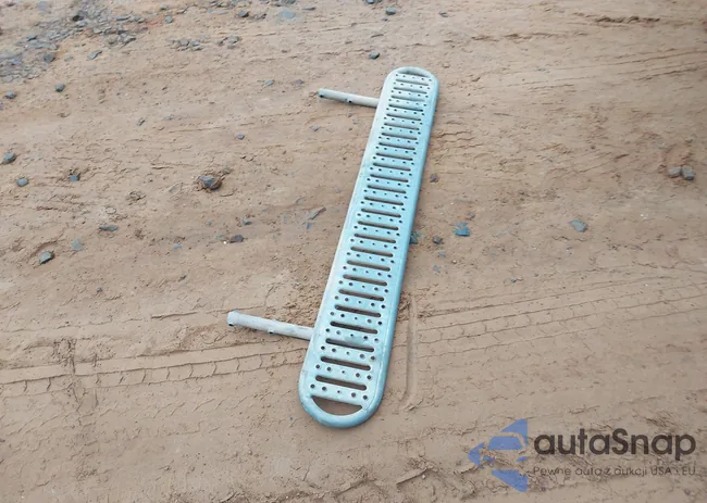 WD3PE8DB4FP132408: 43547029