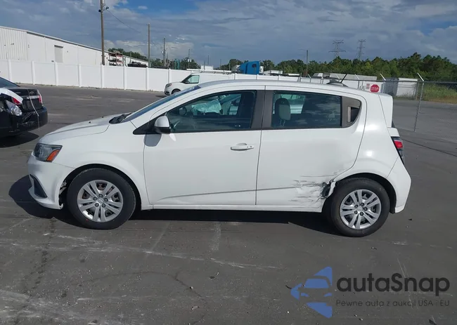 1G1JG6SB8K4140965: 43547056