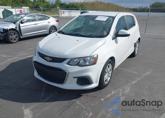 1G1JG6SB8K4140965: 43547056