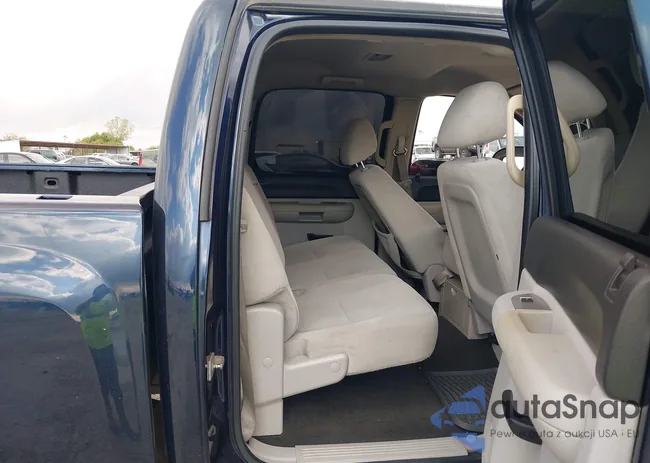 2GCEC13J581200332: 43547222