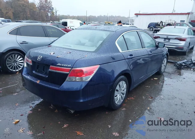 1HGCP2F39CA086821: 43547303