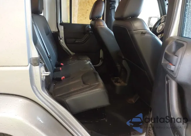 1C4HJWEG8HL620792: 43548411