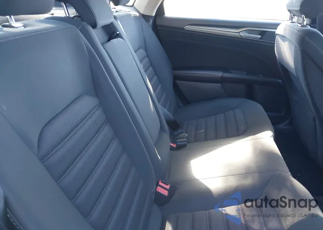 3FA6P0LU9JR173544: 43548441