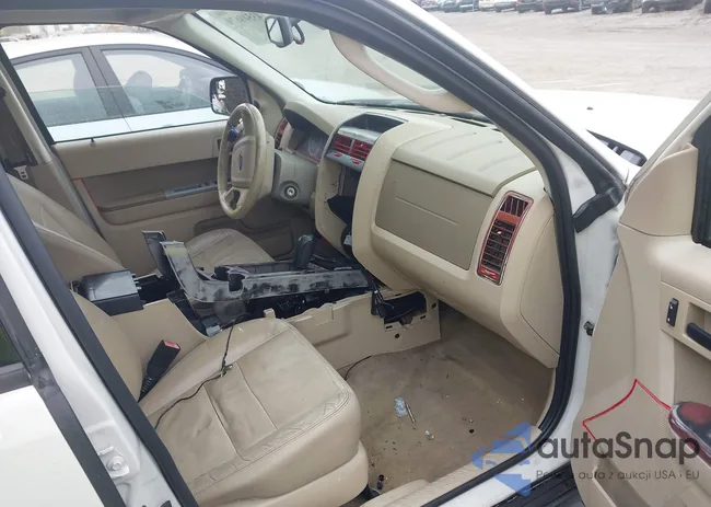 1FMCU9D72BKC09112: 43548679