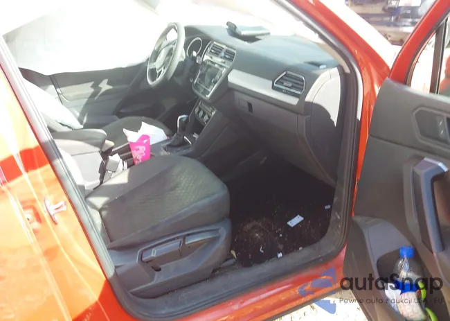 3VV1B7AX2KM159350: 43548701