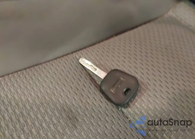 1GTH5BE32G1334523: 43548747