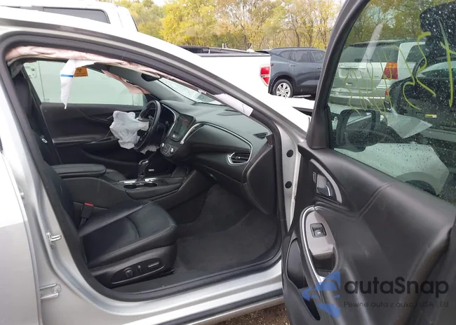 1G1ZD5ST4JF244094: 43548183