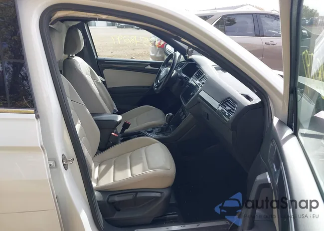 3VV4B7AX7KM065008: 43548297