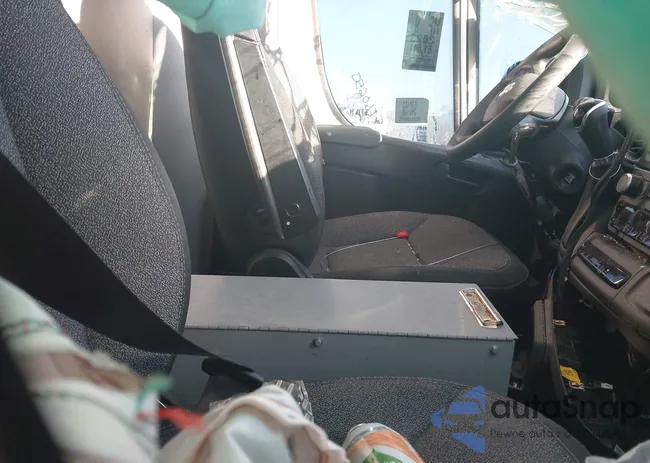 3C6LRVDG0PE548838: 43548351