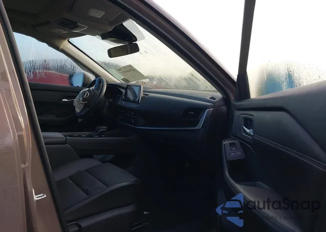 JN8BT3BB1SW410374: 43549581