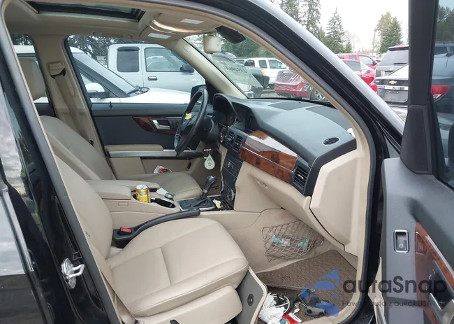 WDCGG8HB4CF927061: 43549603