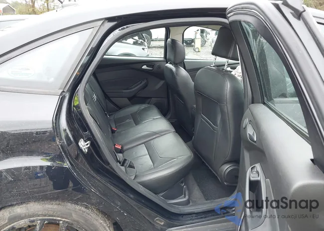 1FADP3F24GL215290: 43549702