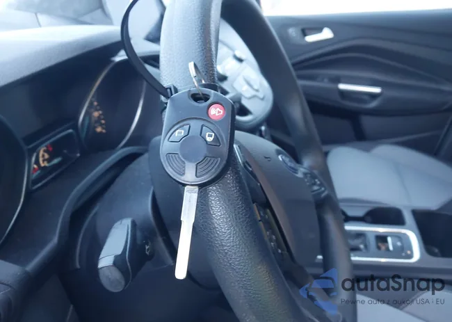 1FMCU0GD9JUA75201: 43549043