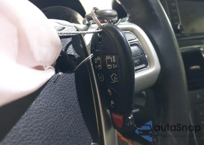 2C4RC1CG9FR619949: 43549052