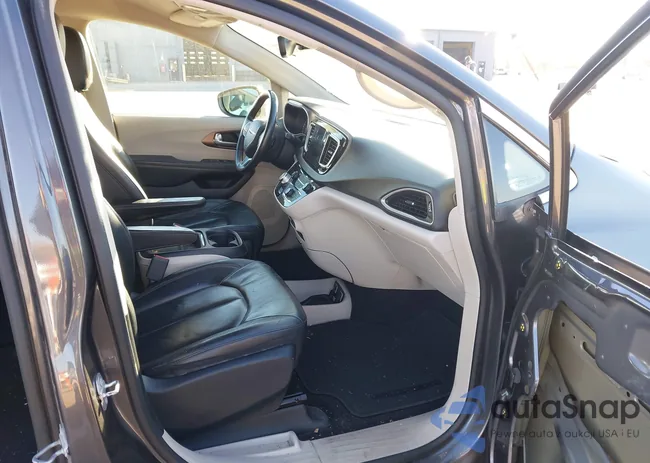 2C4RC1BG3HR517079: 43550587