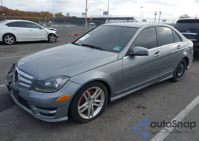 WDDGF8ABXDA775911: 43550599