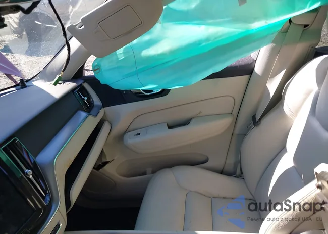 LYVA22RKXJB121315: 43550656