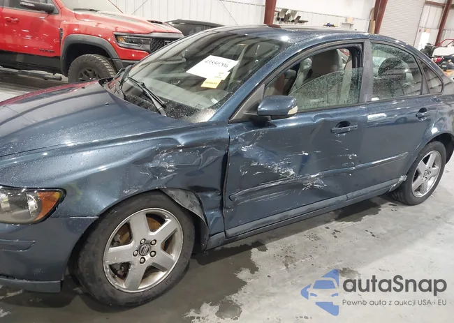 YV1MH682052073605: 43550706