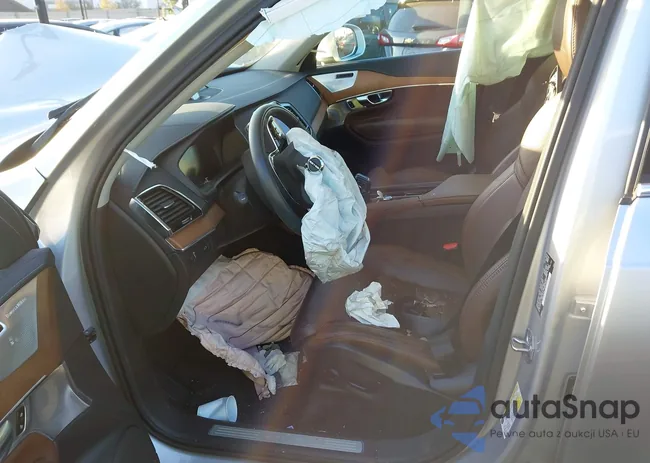 YV4A22PL7J1201834: 43550924