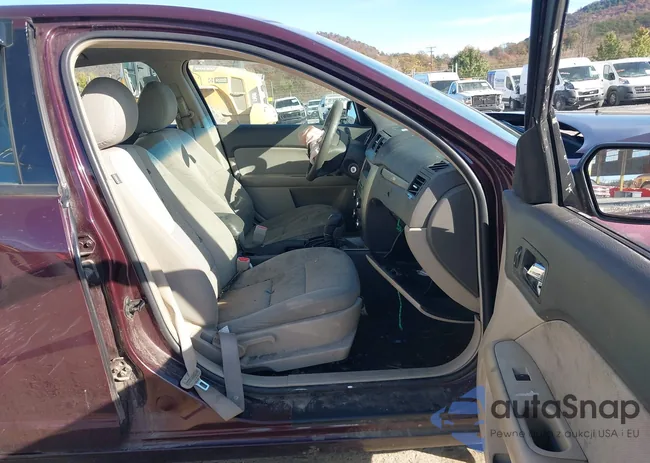 3FAHP0GA3BR120557: 43550938