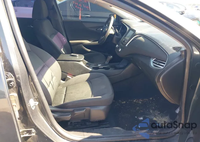 1G1ZB5ST2HF200725: 43550128