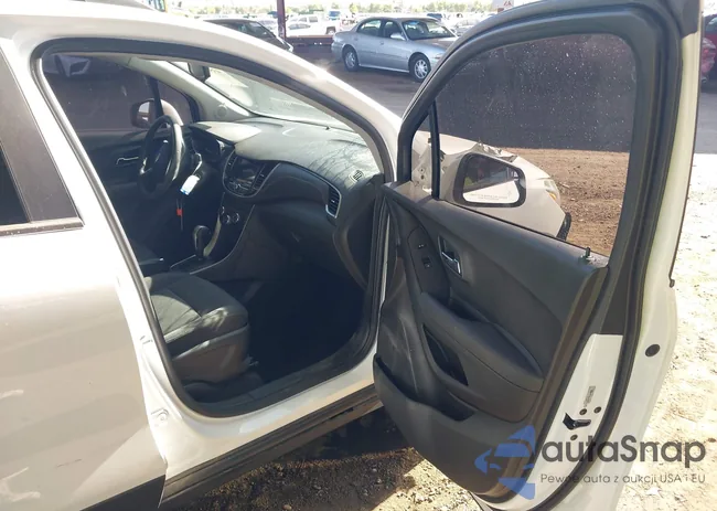 3GNCJLSB1JL274989: 43550180