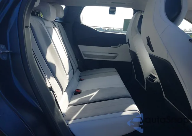 VCF1ZBU27PG005540: 43550188