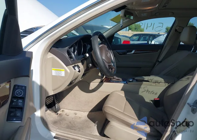 WDDGF4HB1DA838487: 43551418