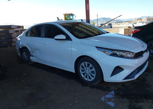 3KPF24AD9RE810891: 43551465