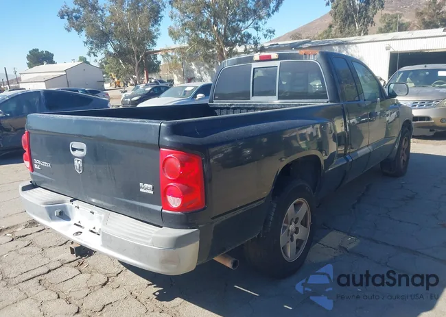 1D7HE42N75S176551: 43551469