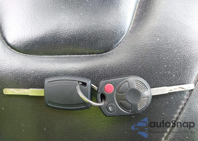 1FADP3F24GL320976: 43551717