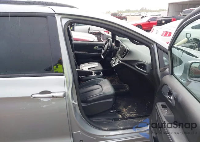 2C4RC1BG6MR559806: 43551886