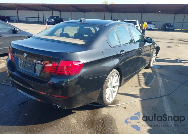 WBAFR7C57BC806089: 43551955