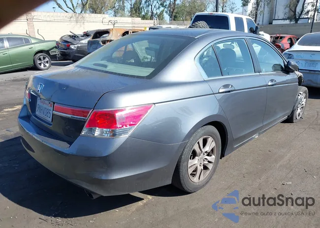 1HGCP2F46CA047810: 43550992