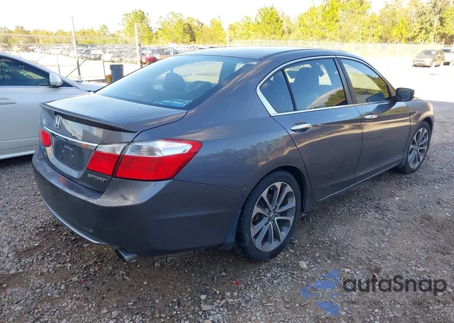 1HGCR2F56FA118284: 43551093