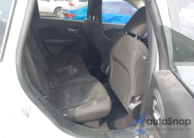 1C4PJLCB2HW508442: 43551315