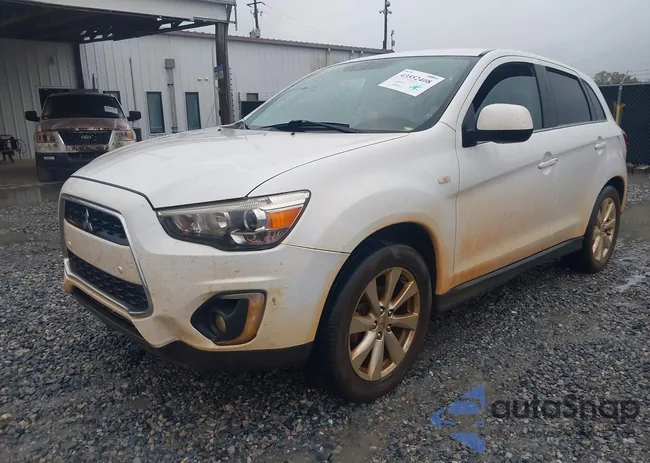 4A4AP4AU6FE041925: 43552408