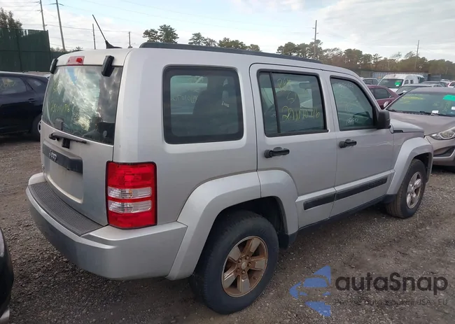 1C4PJMAK9CW142772: 43552457