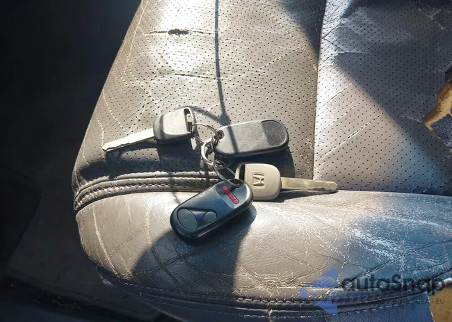 2HKYF18705H556148: 43552470