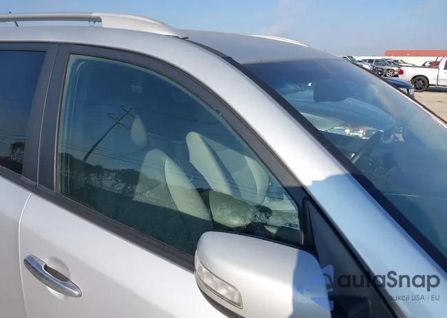 5XYKT3A67FG584209: 43552474