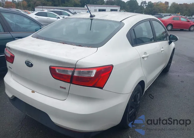 KNADM4A38G6588644: 43552641