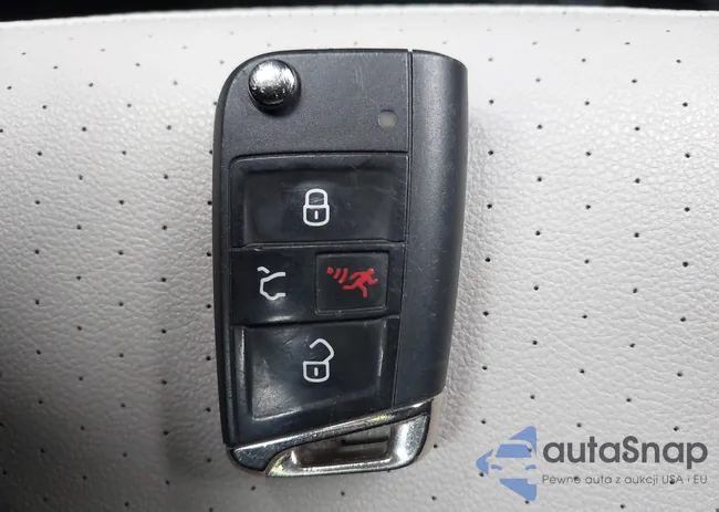 3VV2B7AX9LM145872: 43552649