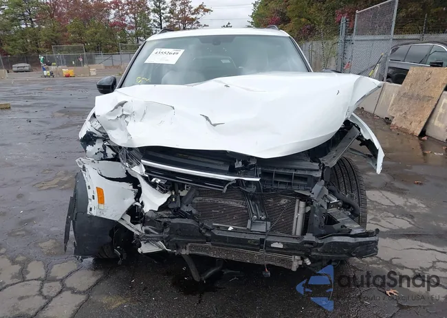 3VV2B7AX9LM145872: 43552649