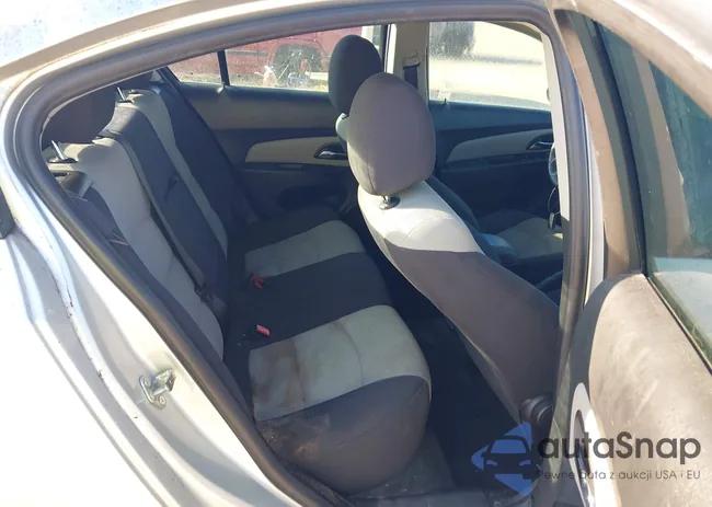 1G1PA5SH4E7284705: 43552753