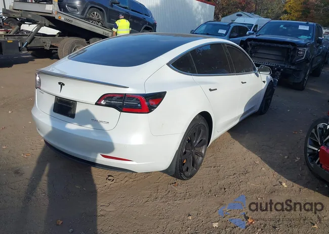 5YJ3E1EC0LF603267: 43552920