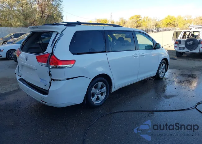 5TDKK3DC8DS304026: 43552074