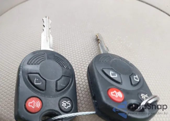 1FMCU0E71CKA72076: 43552144